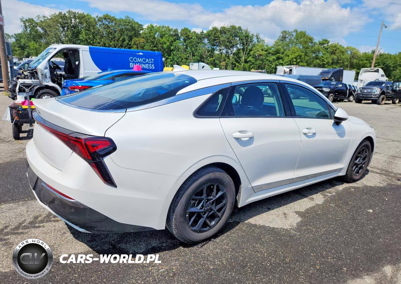 2026 Kia K5 Lxs VIN:KNAG24J75T5444717 - 3