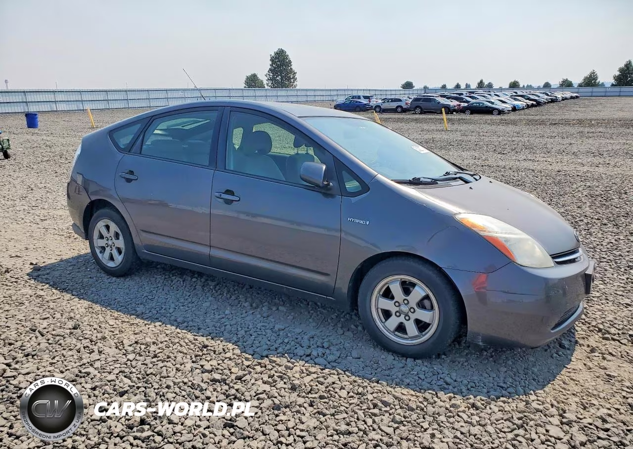 2008 Toyota Prius Base VIN:JTDKB20U083364575 - 4