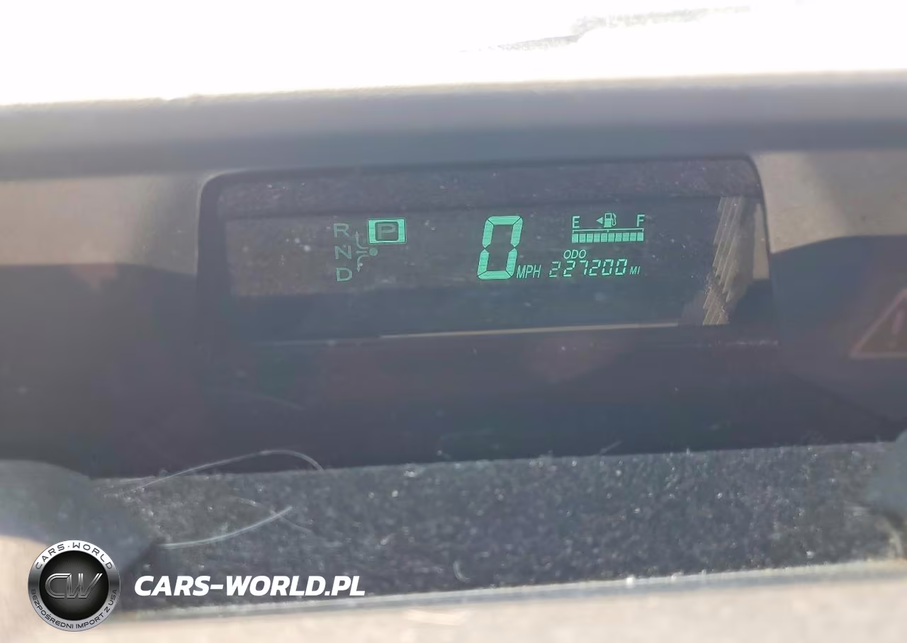 2008 Toyota Prius Base VIN:JTDKB20U083364575 - 9