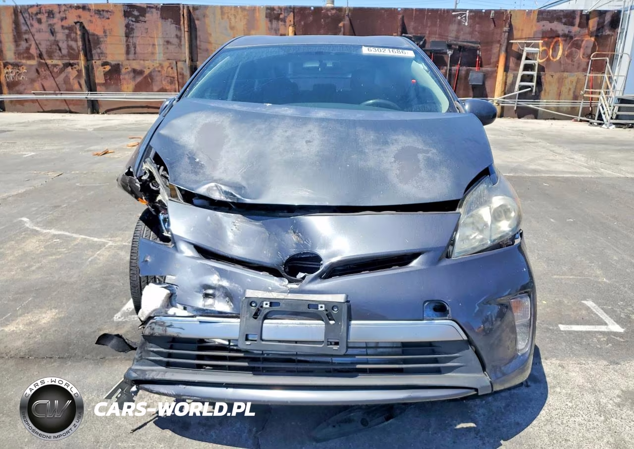 2014 Toyota Prius Plug-In Hybrid Base VIN:JTDKN3DP6E3063273 - 5