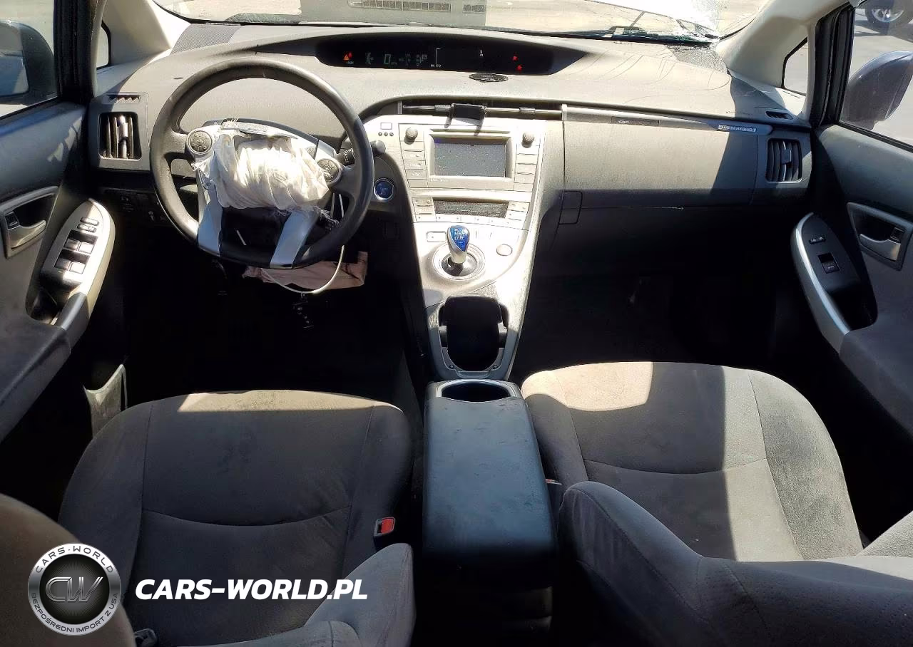 2014 Toyota Prius Plug-In Hybrid Base VIN:JTDKN3DP6E3063273 - 8