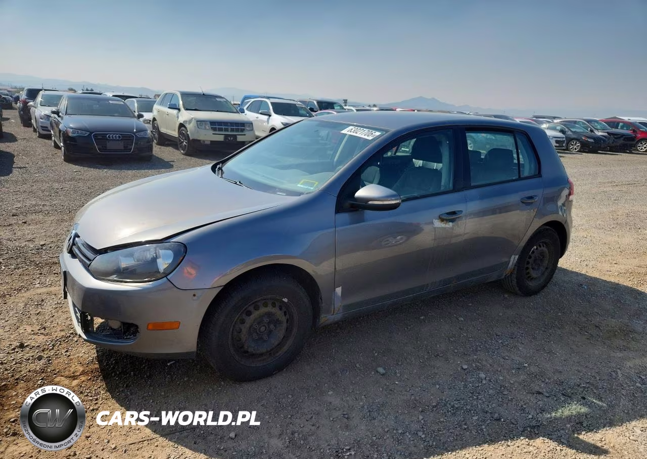 2013 Volkswagen Golf 2.5L 4-Door – zdjęcie 1 z 12