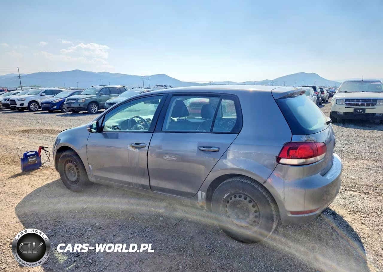2013 Volkswagen Golf 2.5L 4-Door VIN:WVWDB7AJ0DW140029 - 2