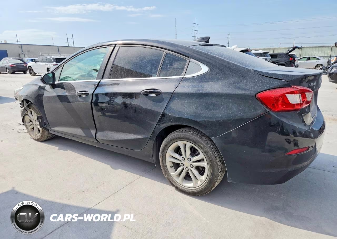 2019 Chevrolet Cruze Lt VIN:1G1BE5SM5K7101092 - 2