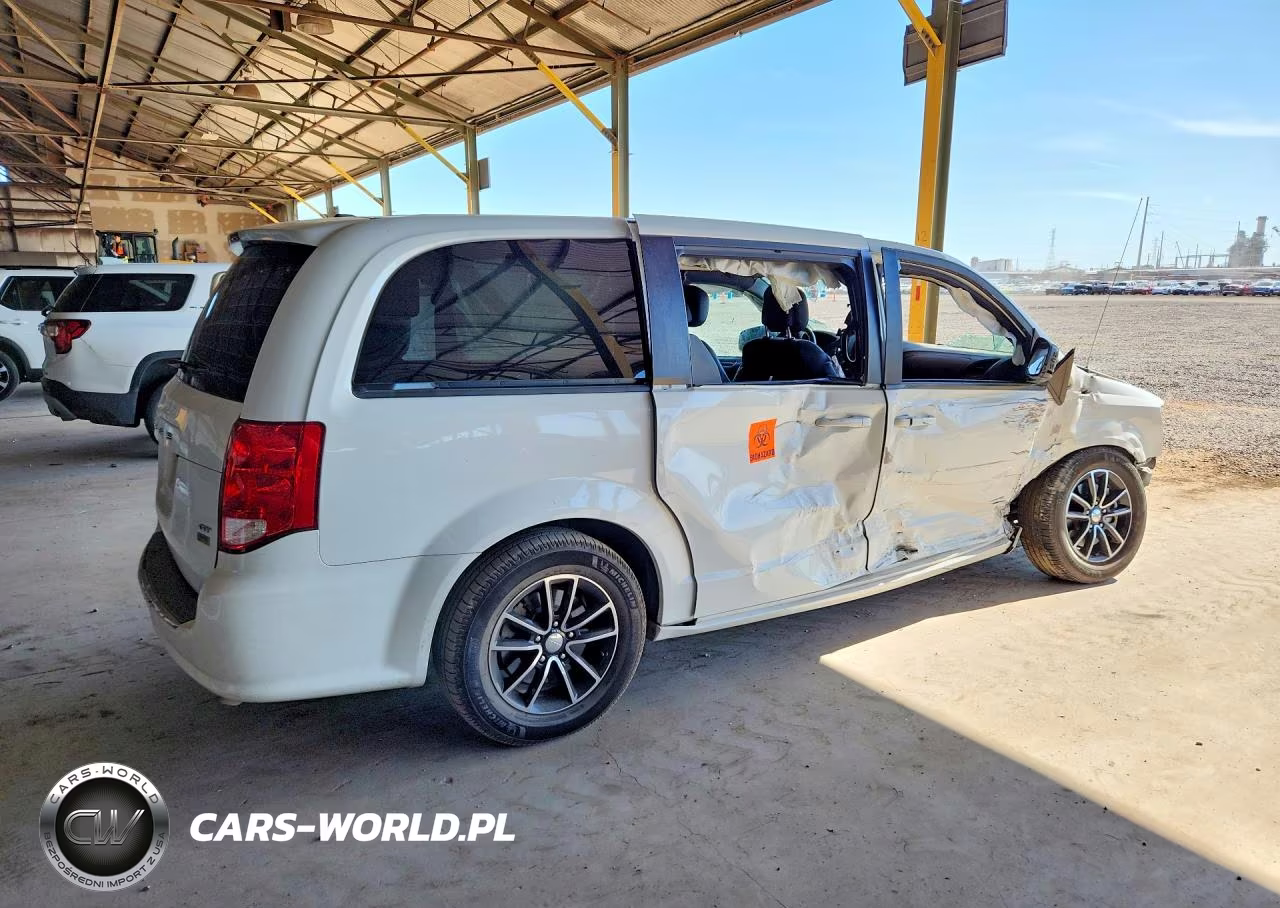 2018 Dodge Grand Caravan Gt VIN:2C4RDGEG0JR206291 - 3