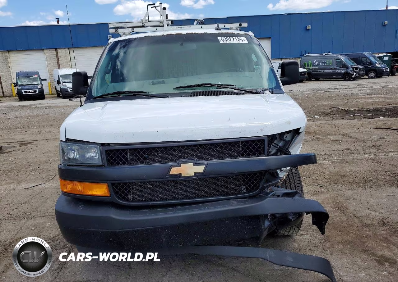 2023 Chevrolet Express G2500 VIN:1GCWGAFPXP1104127 - 5
