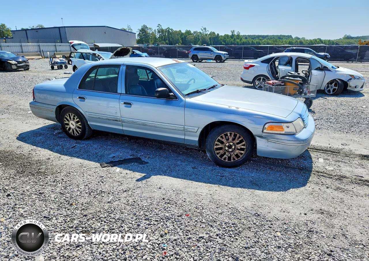 2004 Ford Crown Victoria Lx VIN:2FAFP74W44X128980 - 4