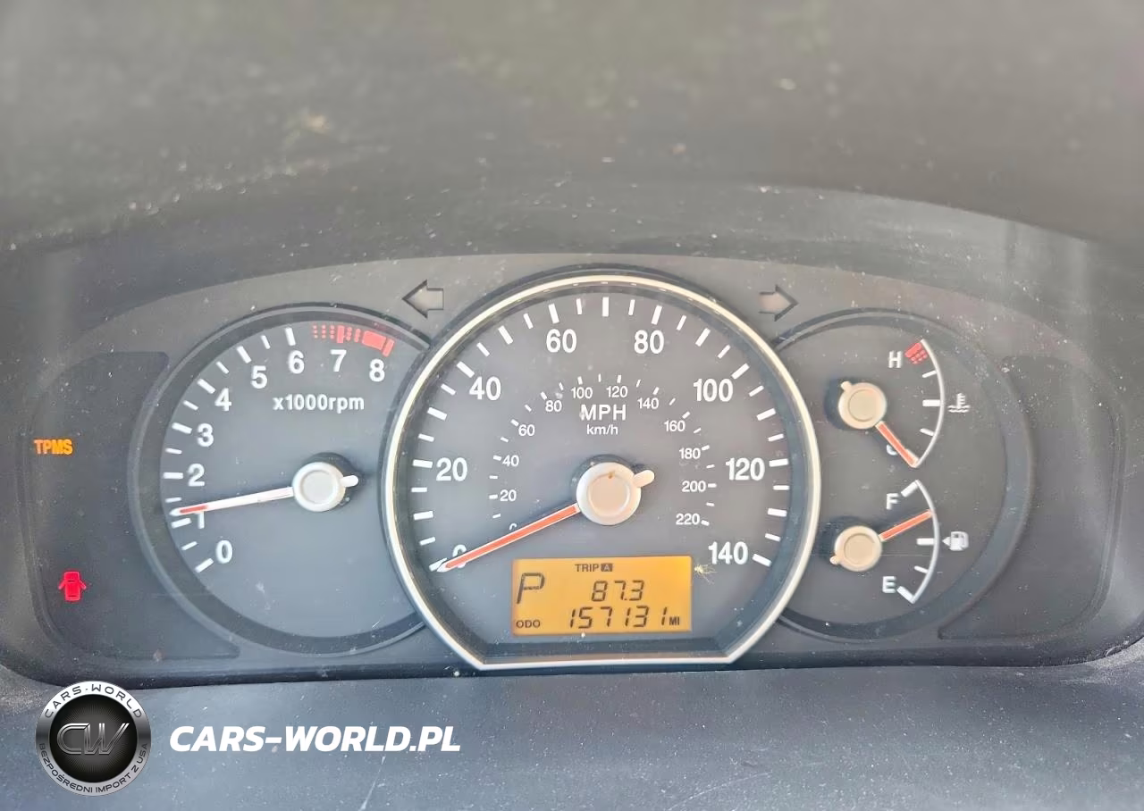 2008 Kia Rondo Lx VIN:KNAFG526087162814 - 9