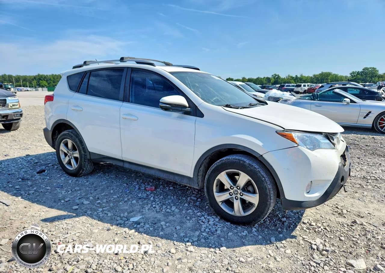 2015 Toyota Rav4 Xle VIN:2T3RFREV9FW275787 - 4