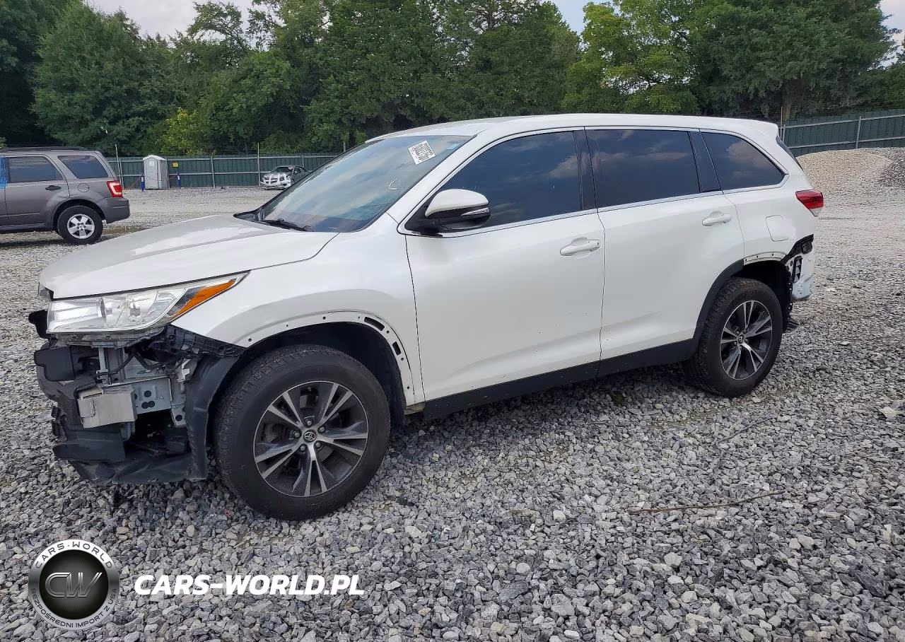 2019 Toyota Highlander Le