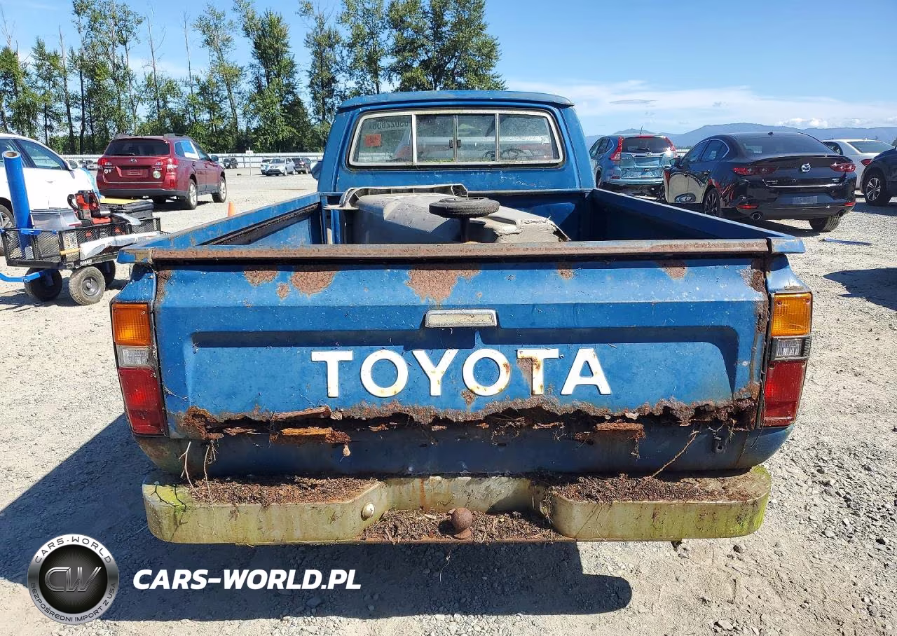 1982 Toyota Pickup - Cab Chassis 1-2 Ton Dlx VIN:JT4RN44DXC0089576 - 6