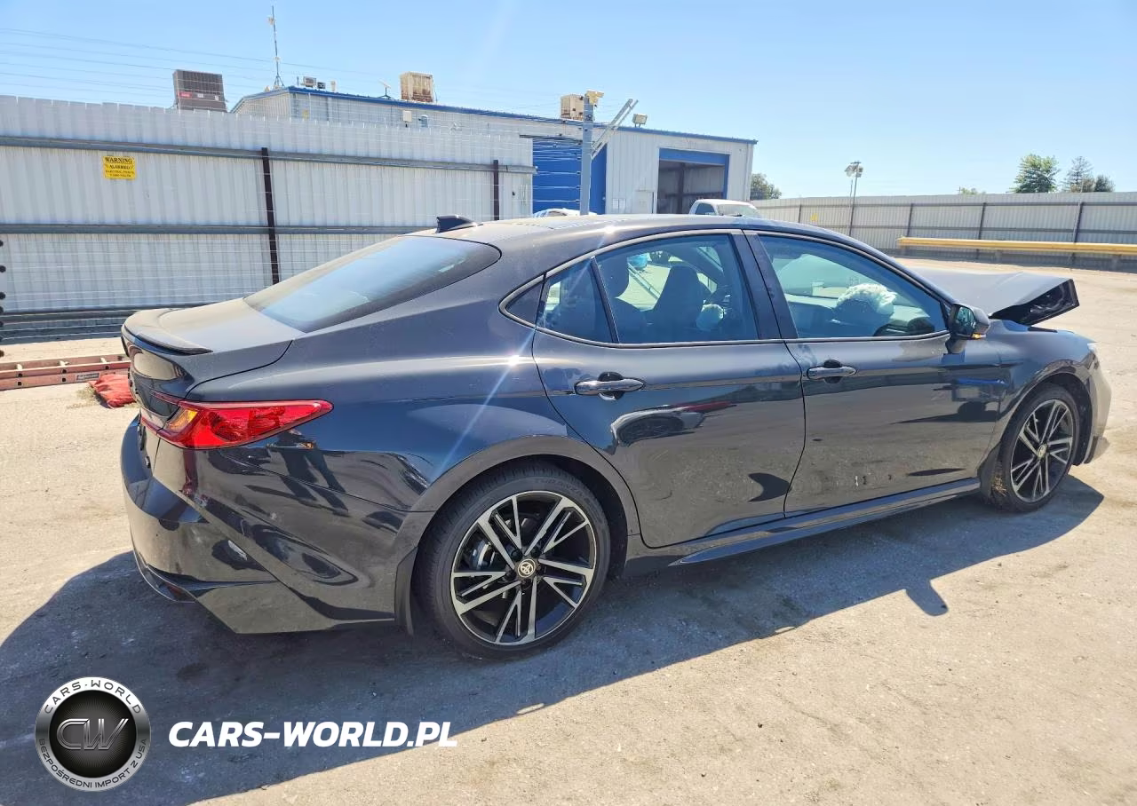 2026 Toyota Camry Xse VIN:4T1DAACK2TU706736 - 3