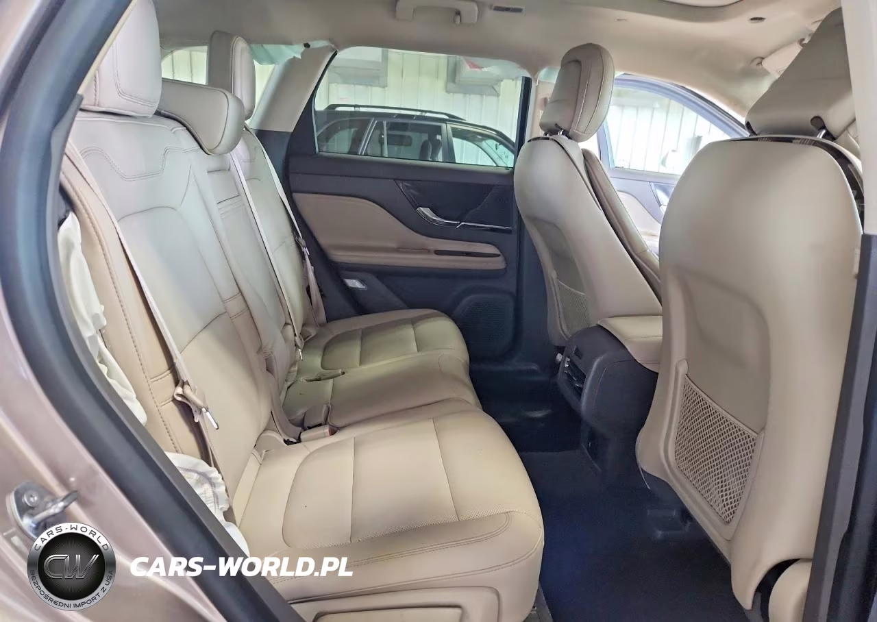 2020 Lincoln Corsair VIN:5LMCJ1D90LUL28792 - 10