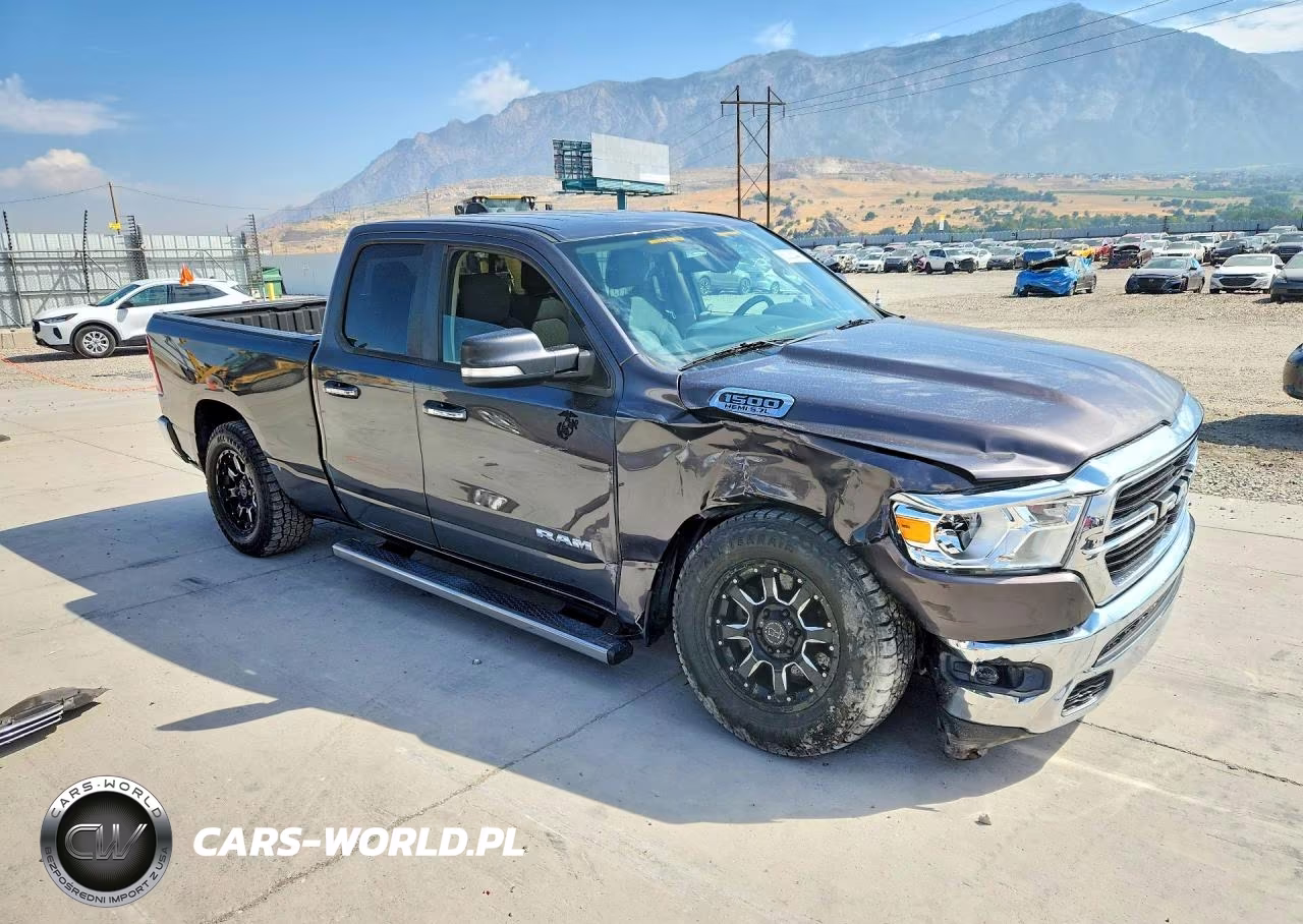 2020 Ram 1500 Big Horn-Lone Star VIN:1C6SRFBT7LN141560 - 4