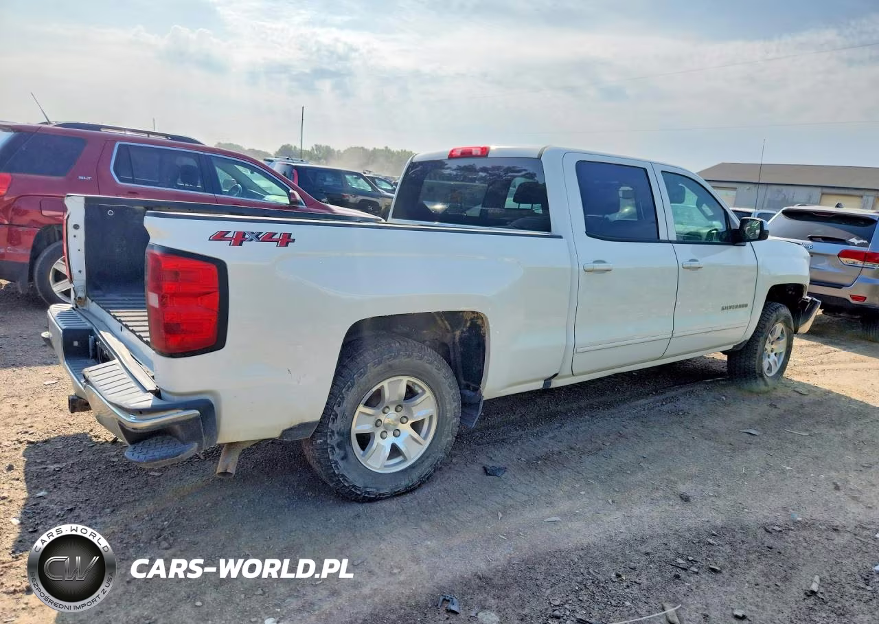 CHEVROLET SILVERADO VIN:1GCUKREC5JF248083 - 3
