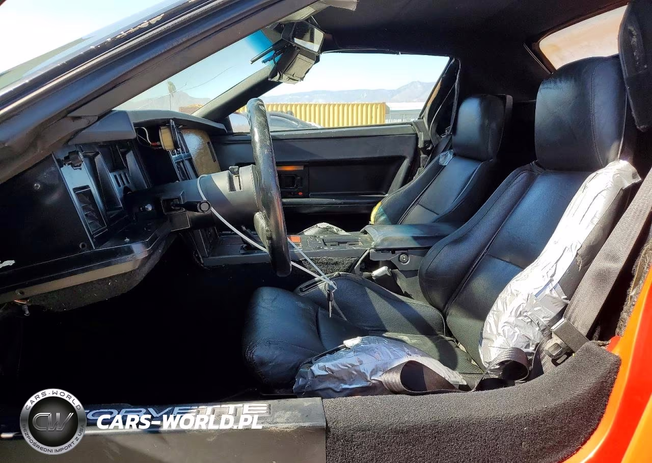 1988 Chevrolet Corvette VIN:1G1YY3188J5118330 - 7