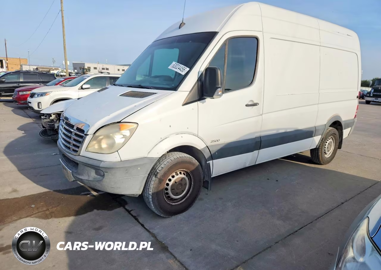 2011 Freightliner Sprinter 2500 – zdjęcie 1 z 14