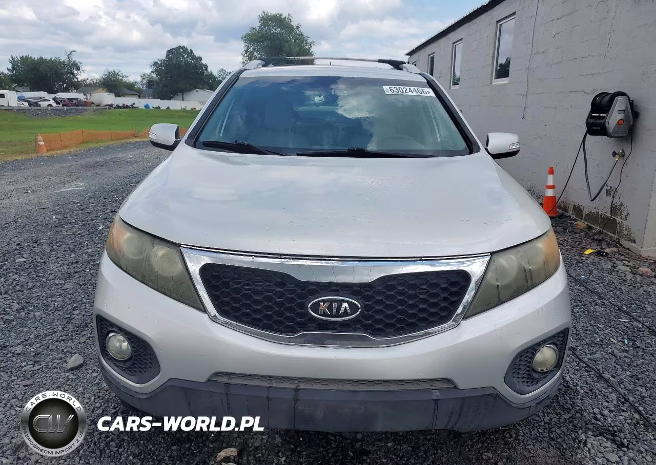 2012 Kia Sorento Lx VIN:5XYKTDA63CG196850 - 5