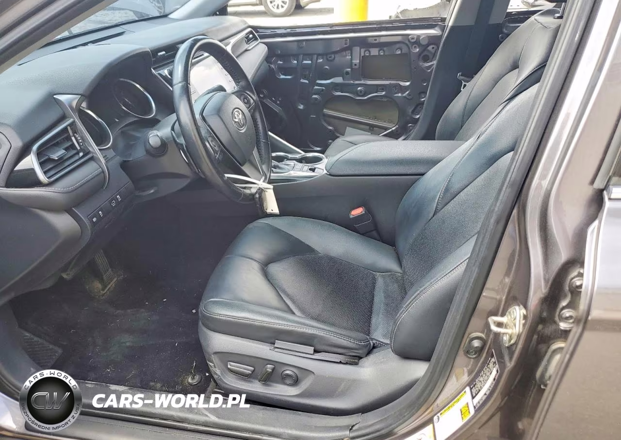 2019 Toyota Camry Xse VIN:4T1B61HK0KU761038 - 7
