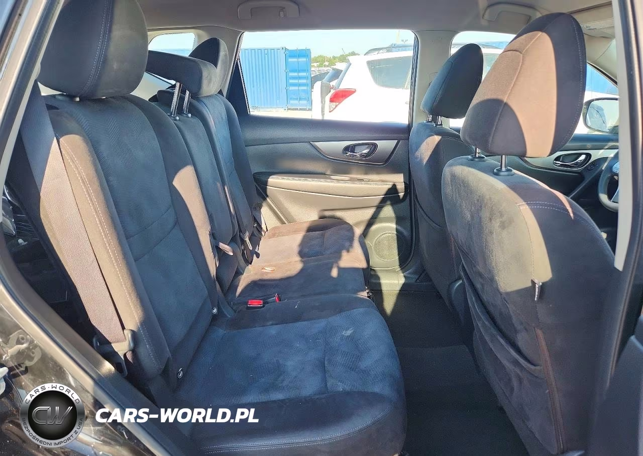 2015 Nissan Rogue S VIN:KNMAT2MV4FP534681 - 10