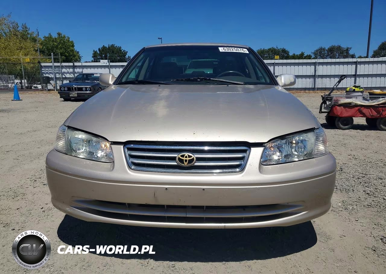 2000 Toyota Camry Le V6 VIN:JT2BF22K3Y0260219 - 5
