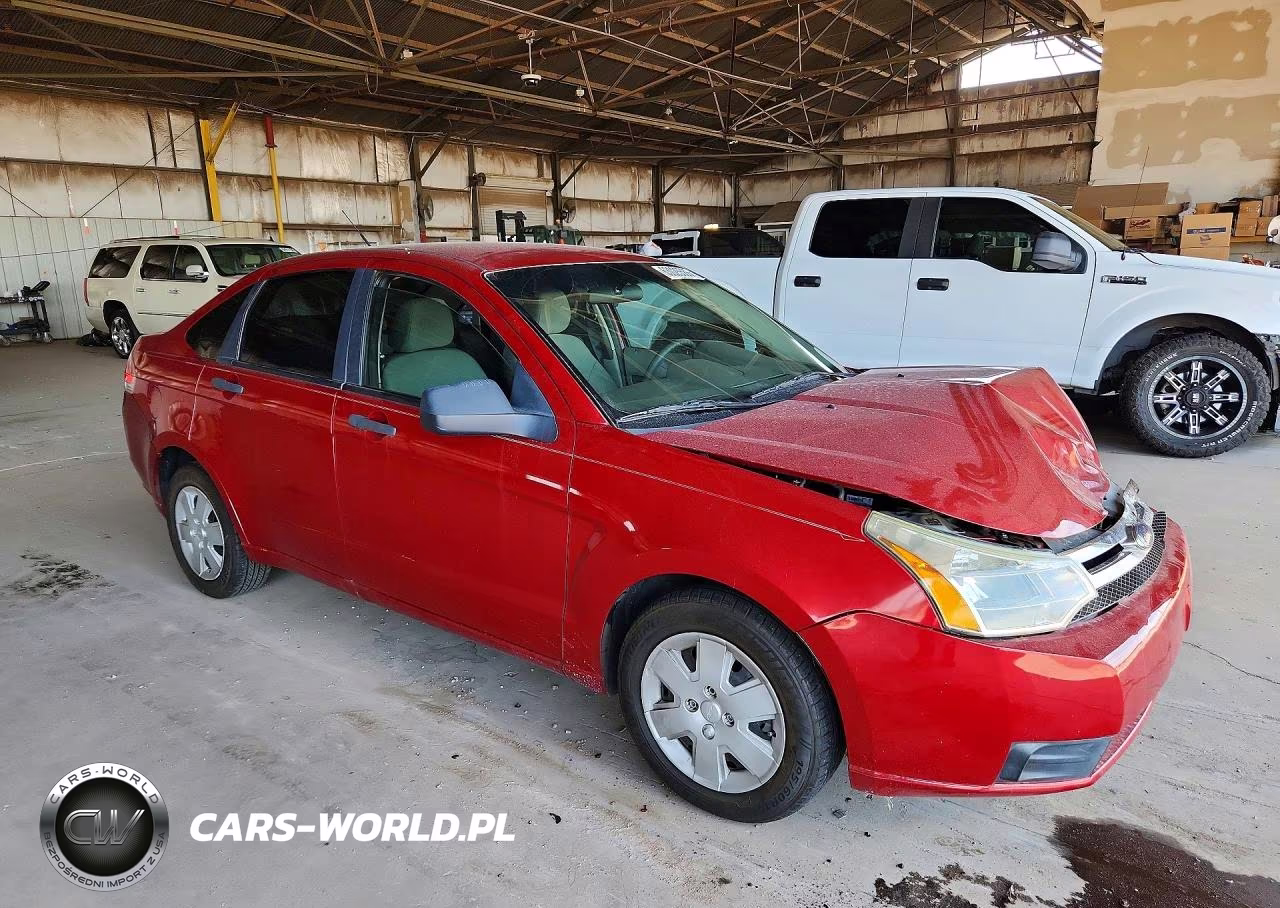 2011 Ford Focus S VIN:1FAHP3EN2BW103740 - 4