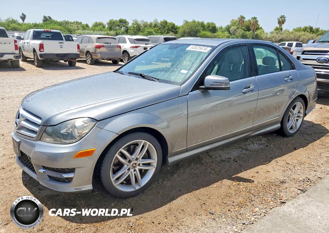 2013 Mercedes-Benz C 300 4Matic – zdjęcie 1 z 12