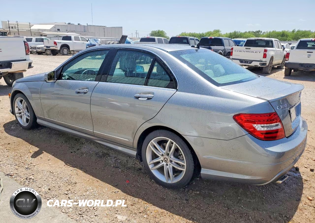 2013 Mercedes-Benz C 300 4Matic VIN:WDDGF8AB6DG141850 - 2