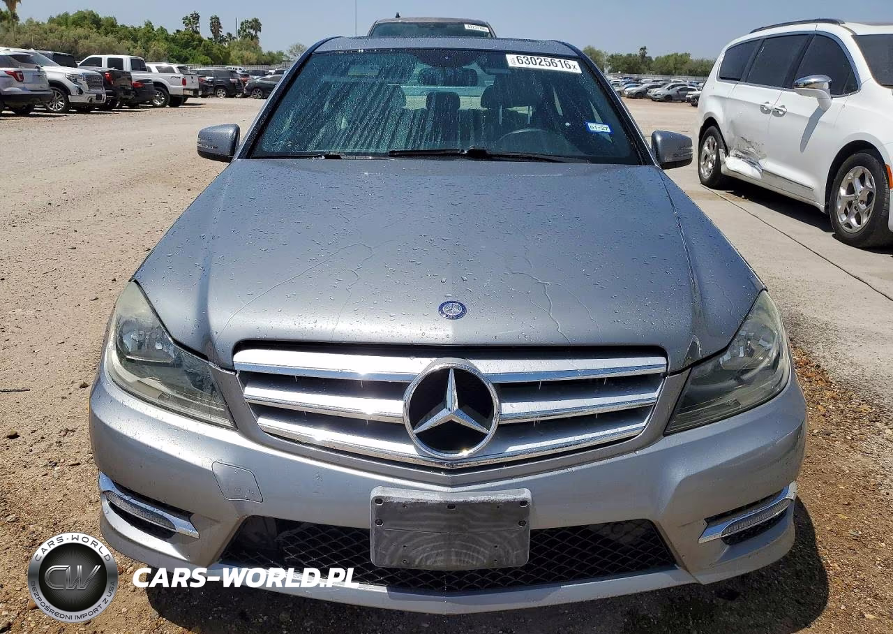 2013 Mercedes-Benz C 300 4Matic VIN:WDDGF8AB6DG141850 - 5