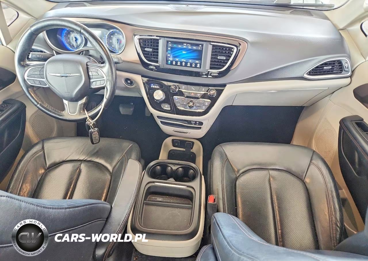 2019 Chrysler Pacifica Touring L VIN:2C4RC1BG2KR685528 - 8