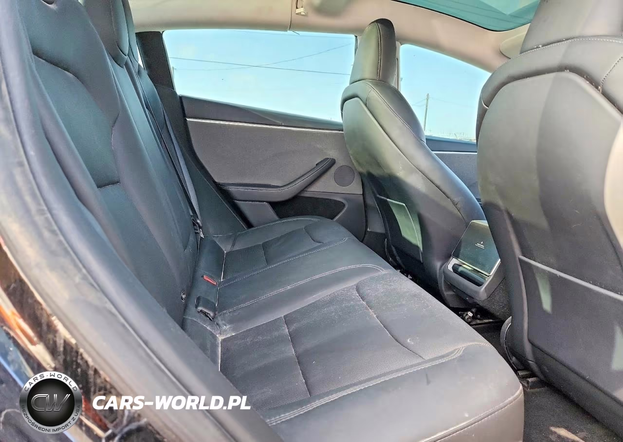 2025 Tesla Model 3 VIN:5YJ3E1EA3SF980608 - 10