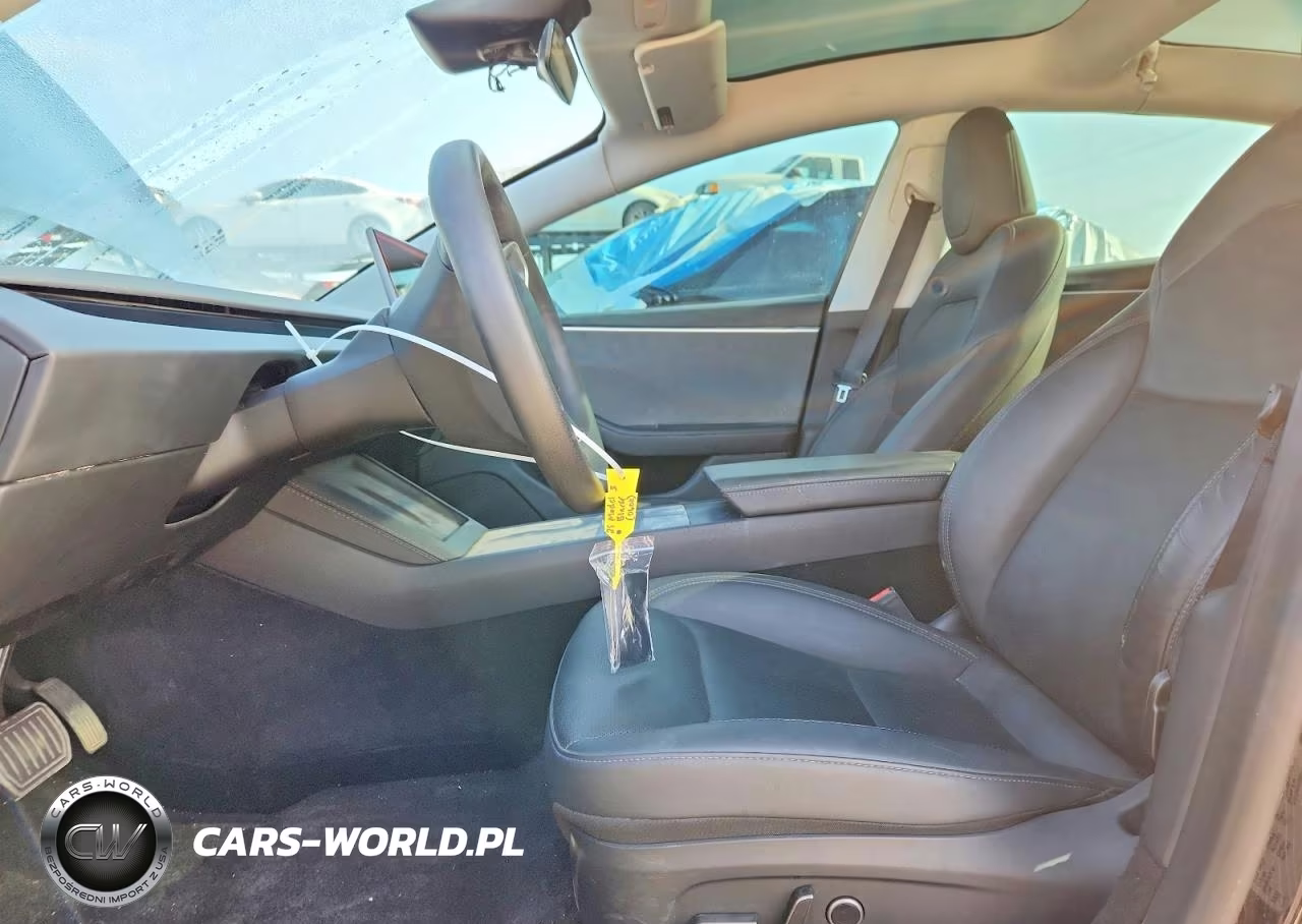 2025 Tesla Model 3 VIN:5YJ3E1EA3SF980608 - 7