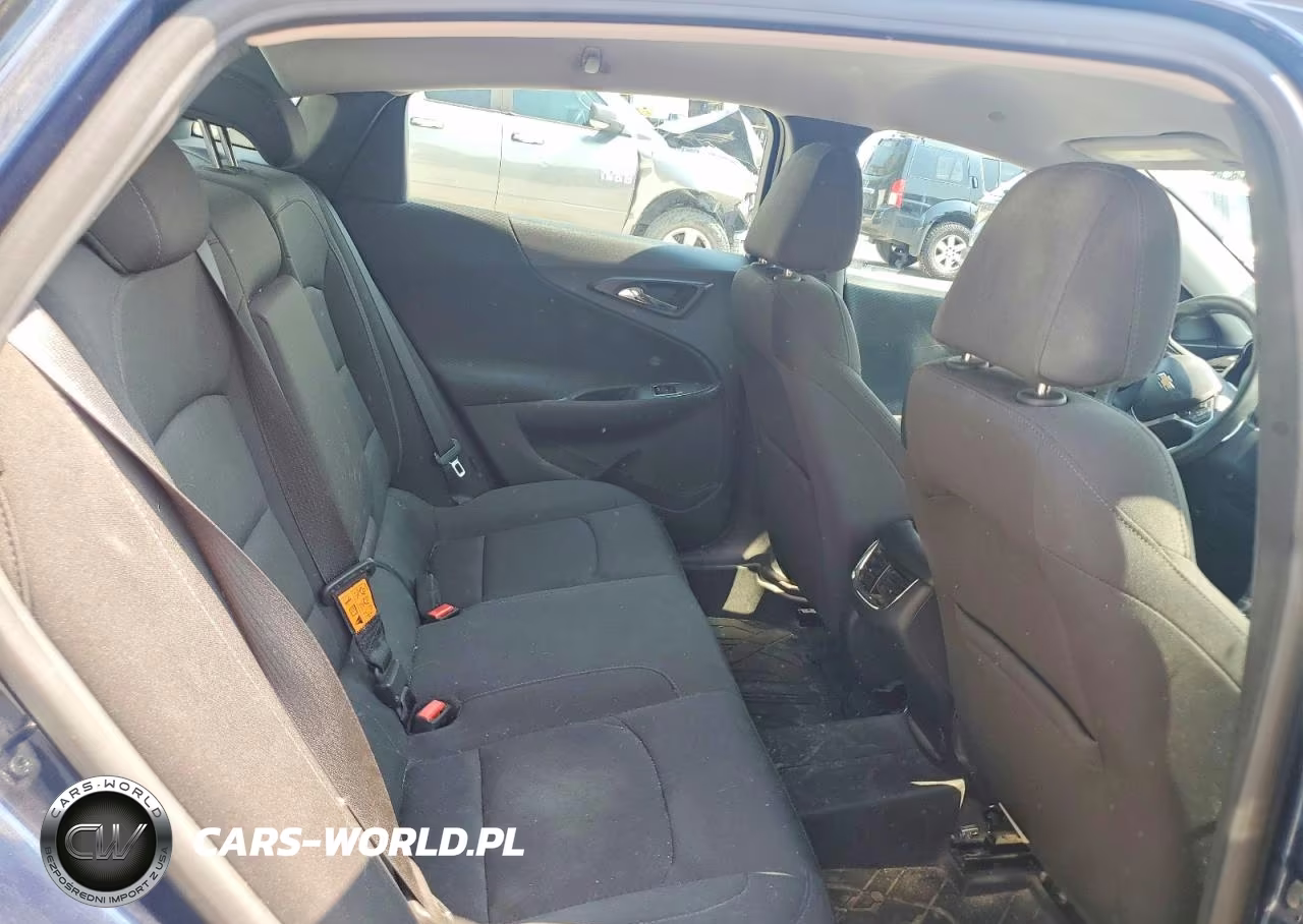 2019 Chevrolet Malibu Lt VIN:1G1ZD5ST3KF149544 - 10