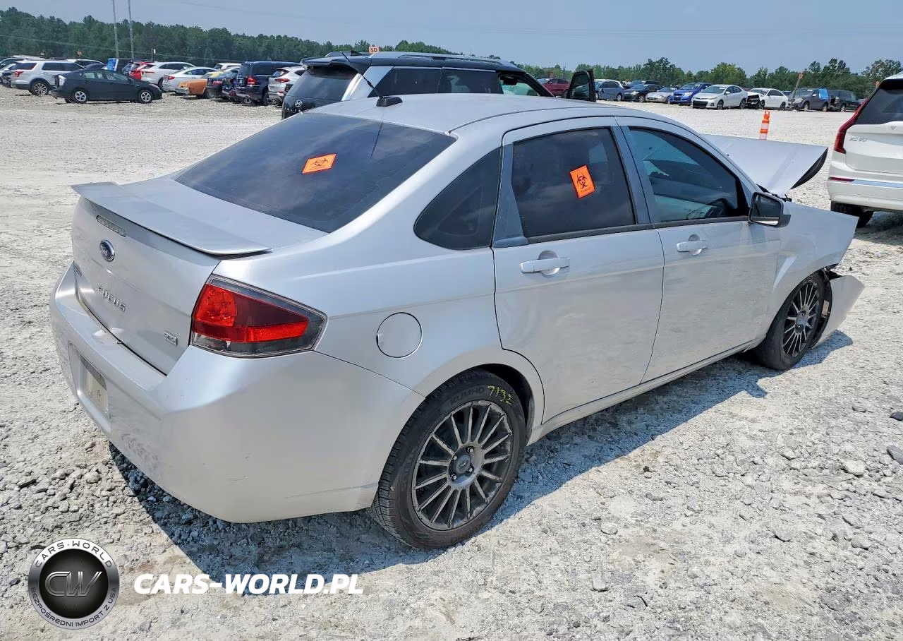 2010 Ford Focus Ses VIN:1FAHP3GNXAW258371 - 3
