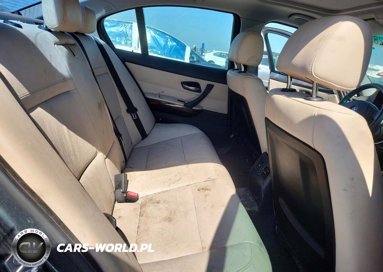 2010 BMW 328 I VIN:WBAPH5G51ANM70013 - 10