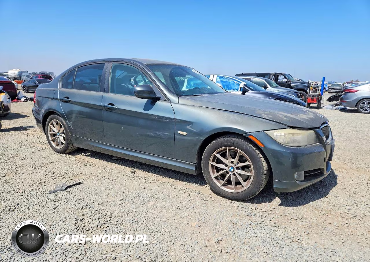 2010 BMW 328 I VIN:WBAPH5G51ANM70013 - 4