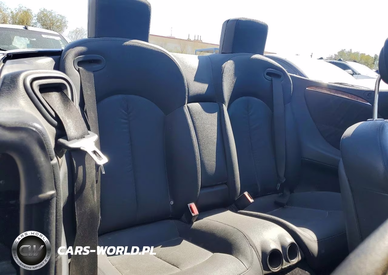 2008 Mercedes-Benz Clk 550 VIN:WDBTK72F38T092974 - 10