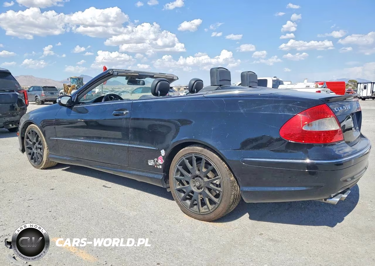2008 Mercedes-Benz Clk 550 VIN:WDBTK72F38T092974 - 2