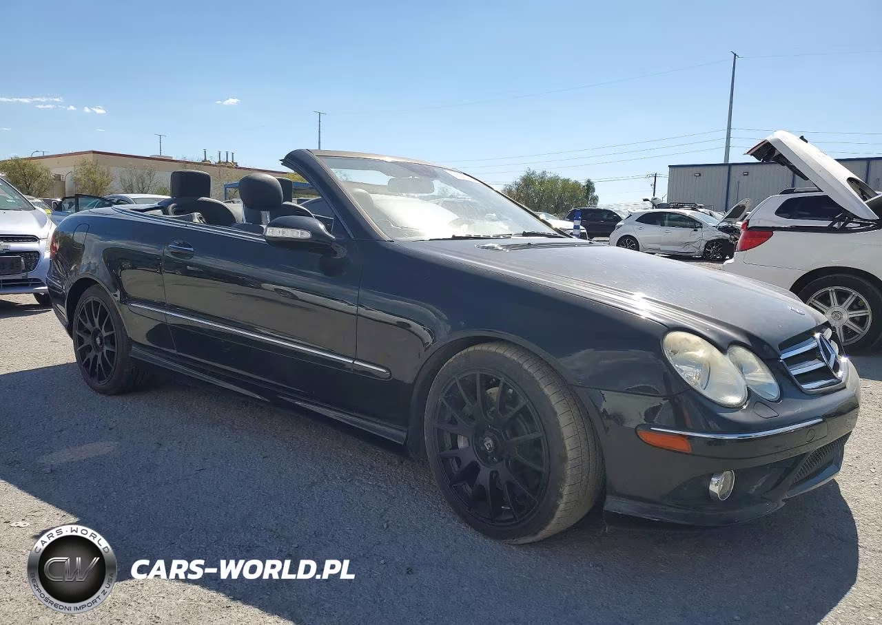 2008 Mercedes-Benz Clk 550 VIN:WDBTK72F38T092974 - 4