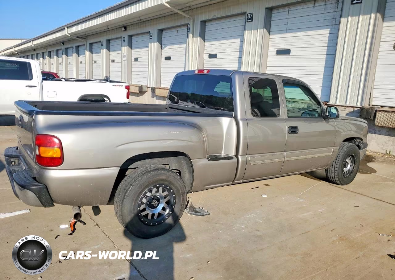 2003 Chevrolet Silverado C1500 VIN:1GCEC19V93Z313534 - 3