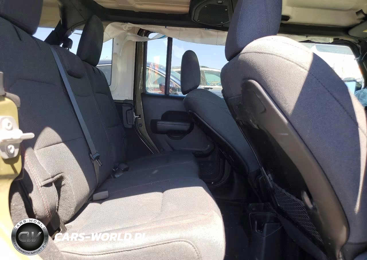 2025 Jeep Wrangler Rubicon VIN:1C4PJXFG1SW652652 - 10