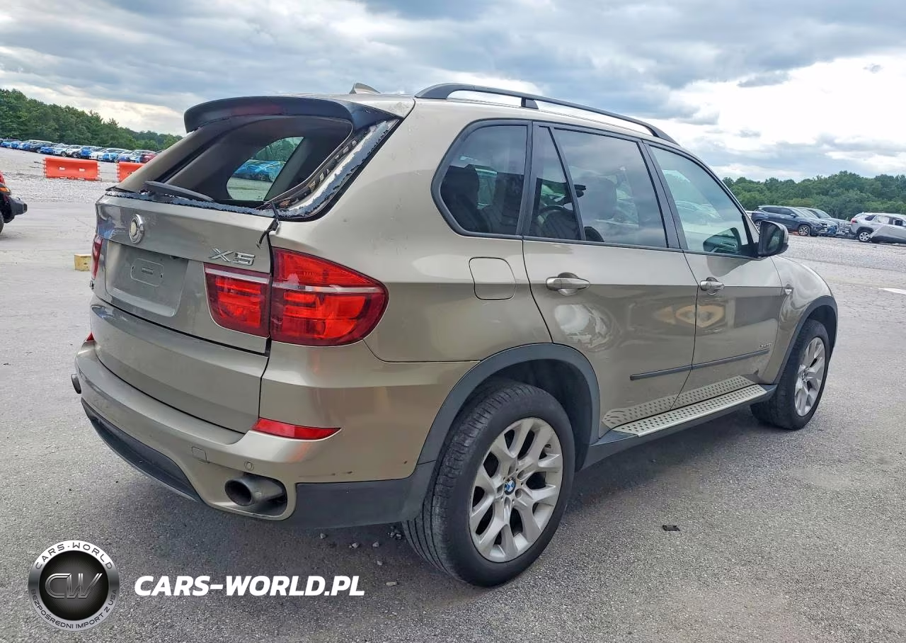 2011 BMW X5 xDrive35I VIN:5UXZV4C57BL406588 - 3