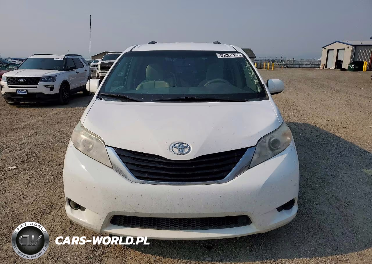 2013 Toyota Sienna Le VIN:5TDKK3DC8DS337351 - 5