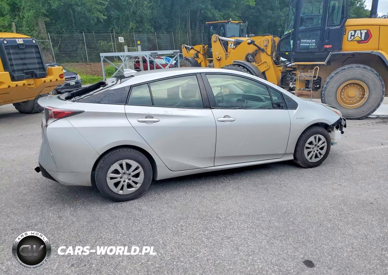 2016 Toyota Prius Two VIN:JTDKBRFU6G3517748 - 3