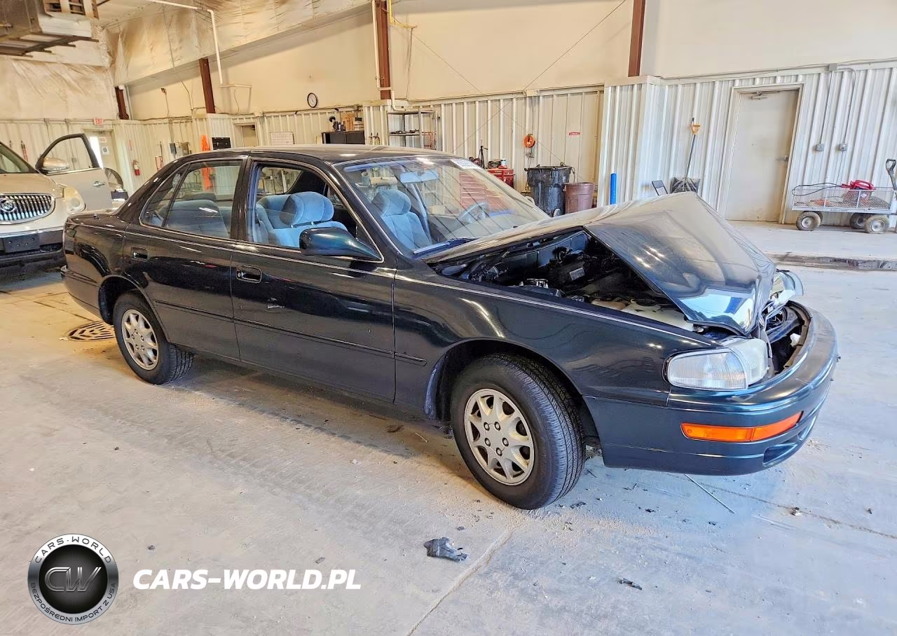 1992 Toyota Camry Le VIN:JT2SK12EXN0017387 - 4