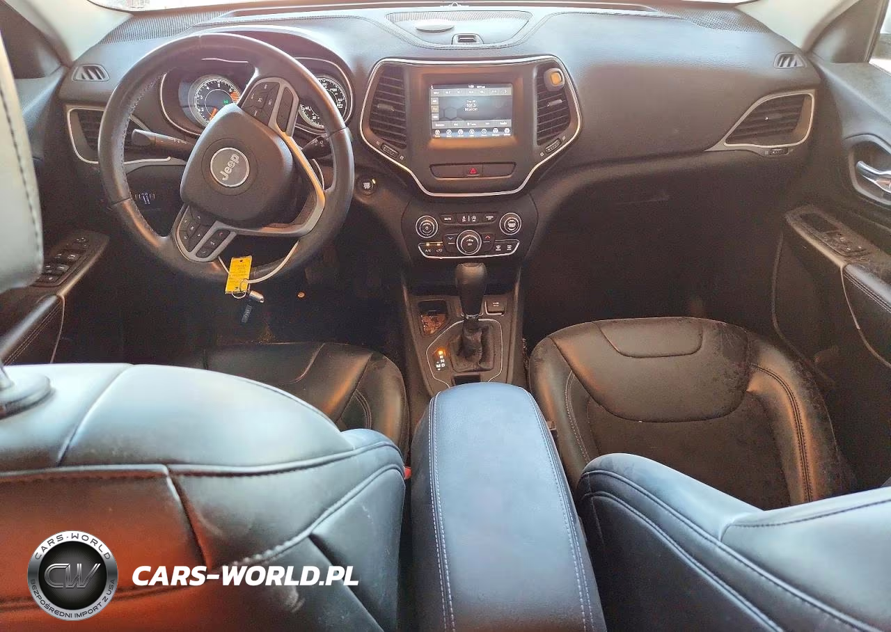 2019 Jeep Cherokee Latitude Plus VIN:1C4PJLLB0KD202889 - 8