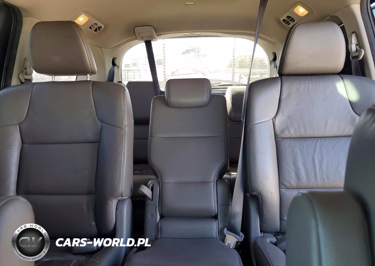 2013 Honda Odyssey Touring VIN:5FNRL5H91DB015838 - 10