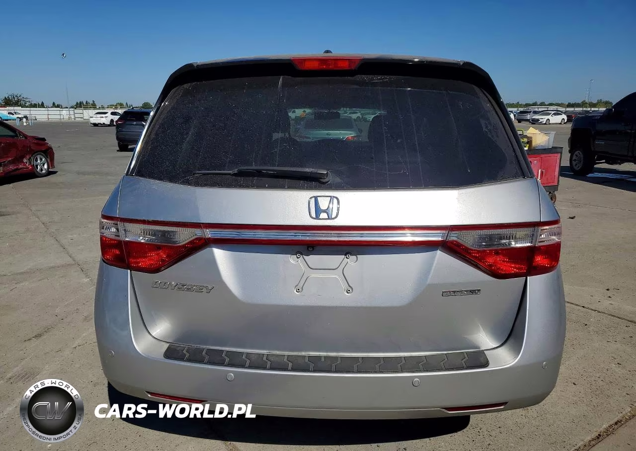 2013 Honda Odyssey Touring VIN:5FNRL5H91DB015838 - 6