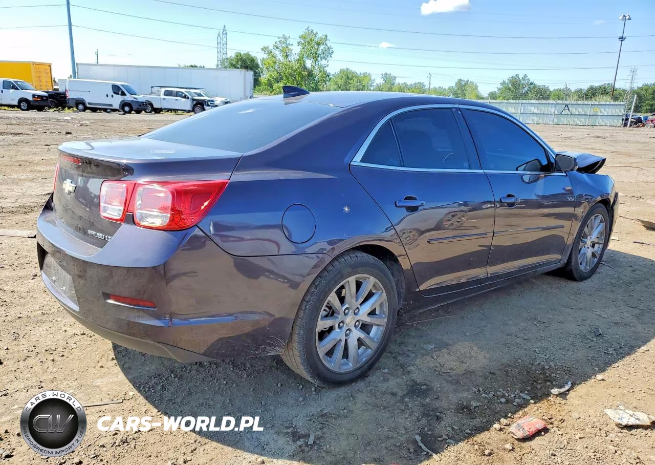 2015 Chevrolet Malibu 2Lt VIN:1G11D5SL2FF247077 - 3