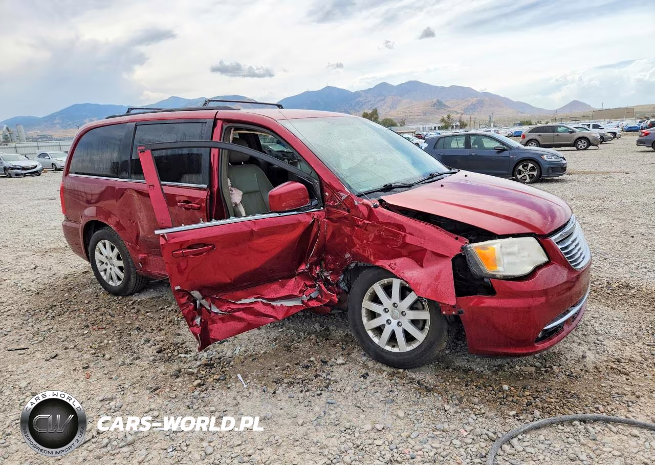 2013 Chrysler Town & Country Touring VIN:2C4RC1BG3DR779128 - 4